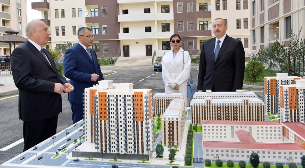 ugurlu-islahatlar-musteqil-xarici-siyaset-choxshaxeli-emekdashliqlar