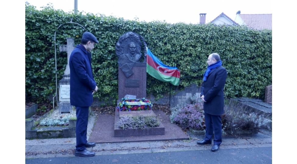 parisde-20-yanvar-shehidlerinin-xatiresi-anilib