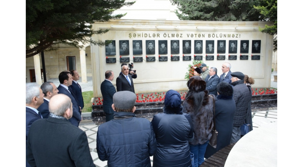 shehidlerin-xatiresi-unec-de-daim-ehtiramla-yad-edilir