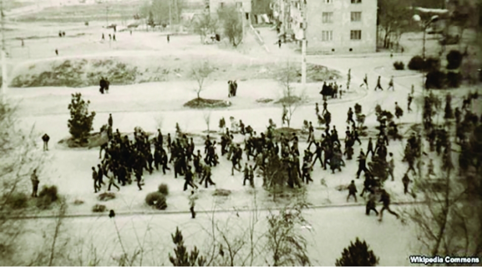 mezlumlarin-ozlerinin-toretdikleri-facieye-aglamaq-shousu