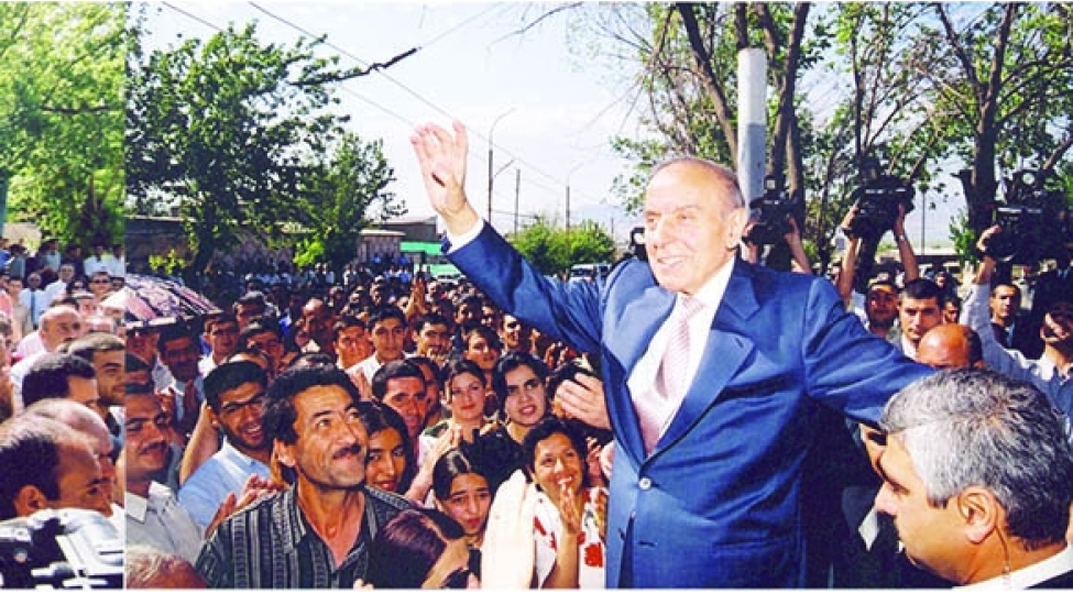 ulu-onder-heyder-eliyev-her-bir-insanin-qelbinde-ozune-bir-abide-ucaldib