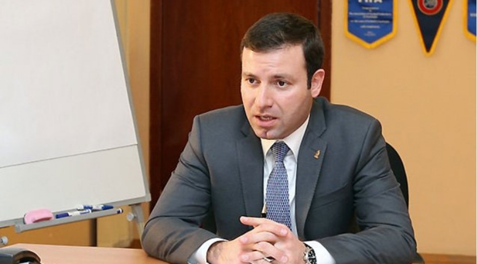 elxan-memmedov-bash-katib-postunu-terk-edir