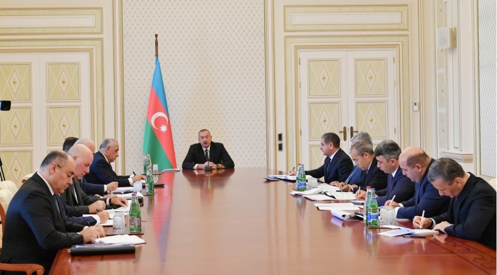azerbaycan-duzgun-istiqametde-inkishaf-edir