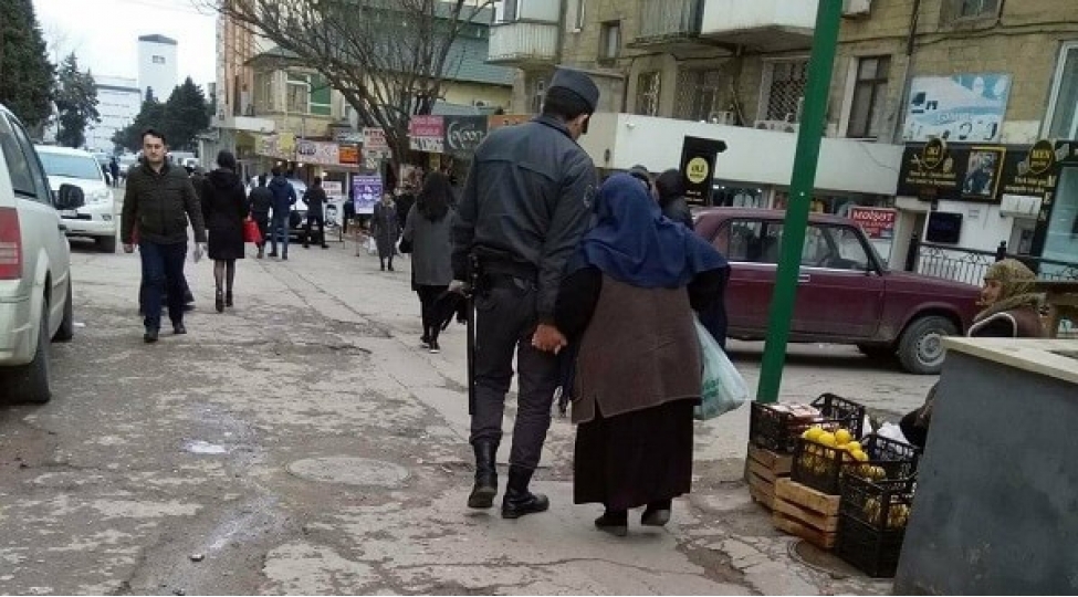 polisimiz-bizi-her-bir-yerde-qoruyur-foto