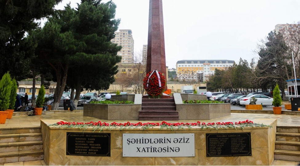 bdu-da-20-yanvar-shehidlerinin-xatiresi-anilib-foto