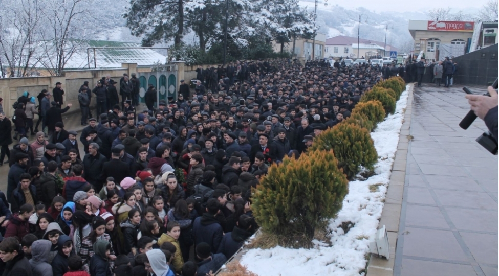 yardimlida-20-yanvar-shehidlerinin-xatiresi-ehtiramla-anilib