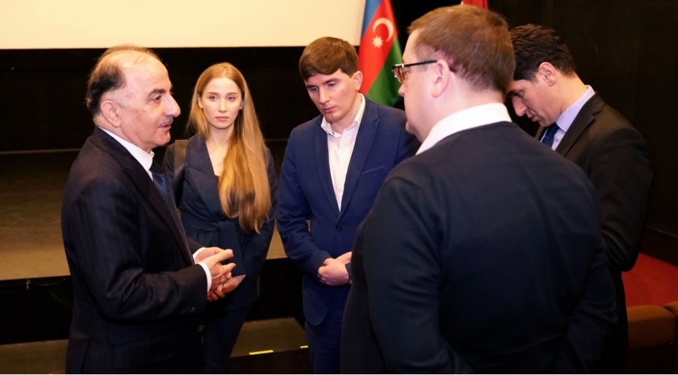 xocali-soyqirimi-qurbanlarinin-xatiresi-latviyada-yad-edilib