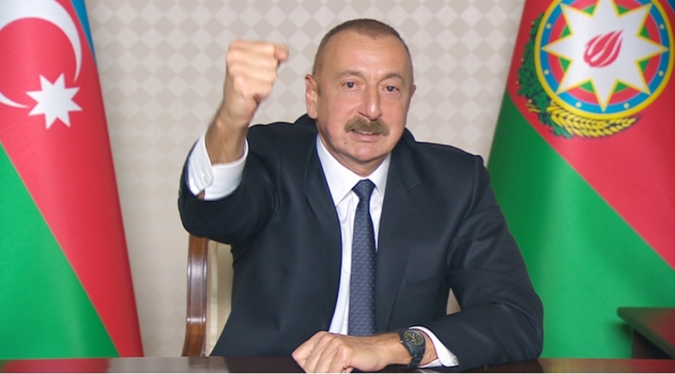 bizim-yumrugumuz-bizim-birliyimizdir