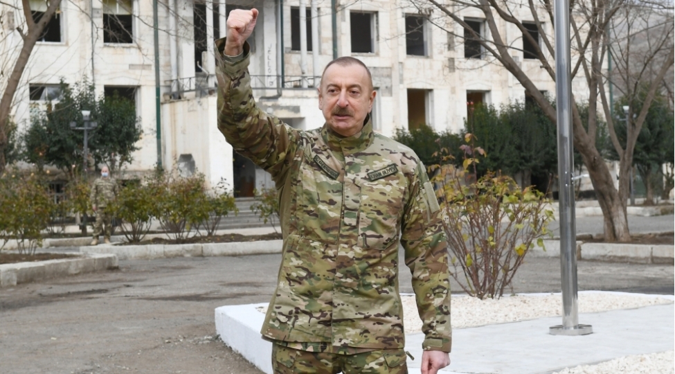 sizin-emrinizi-gozleyirik-muzeffer-ali-bash-komandan