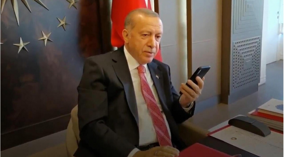 erdogan-trampla-telefonla-danishib-2