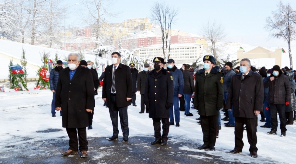 dashkesende-shehidler-xiyabani-ziyaret-edilib-foto