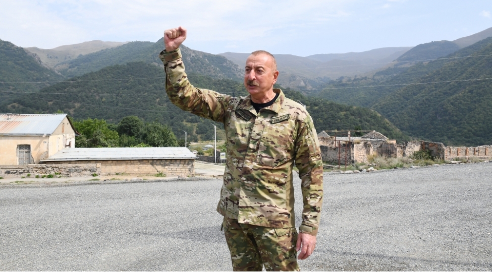 azerbaycanin-choxesrlik-tarixinde-buna-benzer-qelebe-olmamishdir