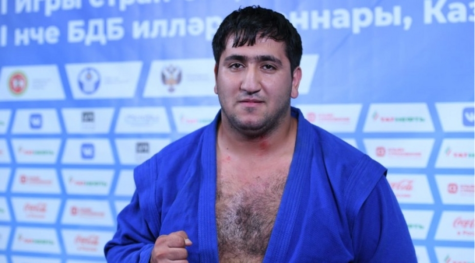 reqibin-en-zeif-terefi-menimle-eyni-uslubda-guleshmesi-idi