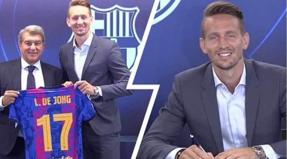 barselona-yeni-transferini-teqdim-etdi