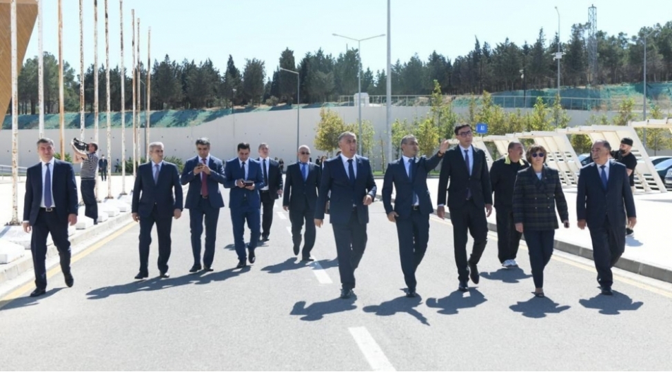 ferid-qayibov-aticiliq-federasiyasinin-fealiyyeti-ile-tanish-olub