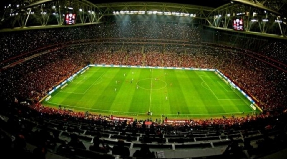 qalatasarayin-stadionunun-adi-deyishdirilib