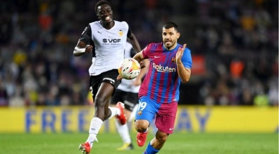 aquero-barselonada-resmi-debut-etdi
