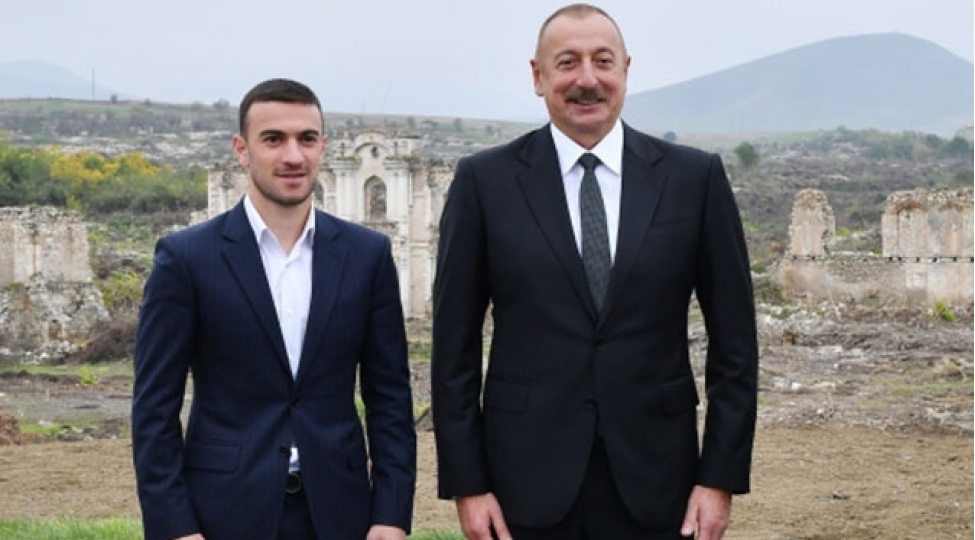 bir-az-ehtiyat-edirdim-ki-cenab-prezident-meni-tanimaya-biler-qara-qarayev