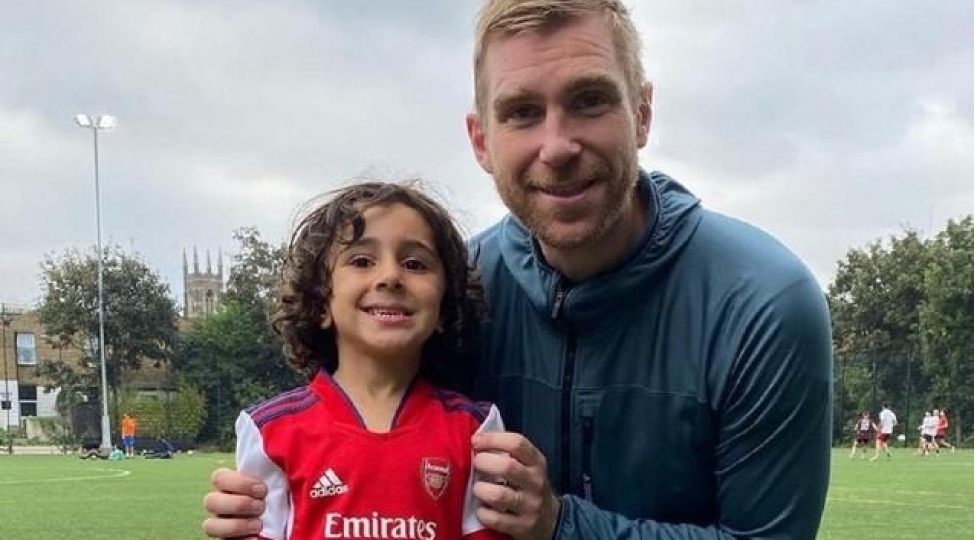 arsenal-4-yashli-futbolchu-ile-muqavile-imzaladi