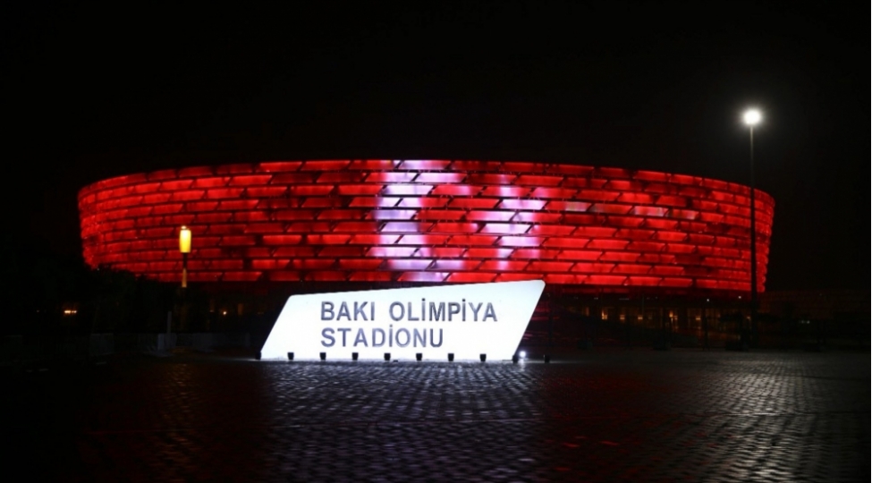baki-olimpiya-stadionu-turkiye-bayragi-ile-ishiqlandirildi