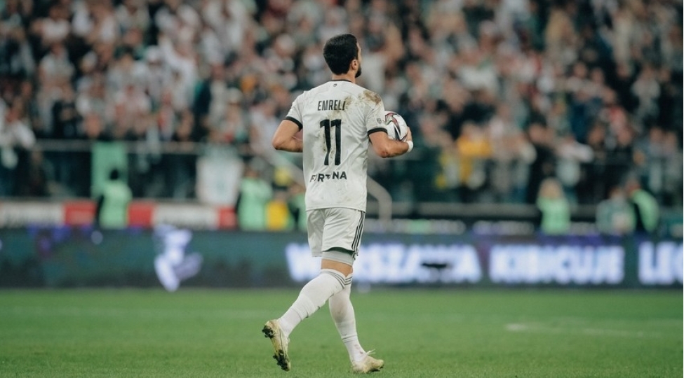 mahir-emreli-legiyada-ayin-en-zeif-futbolchusu-sechilib