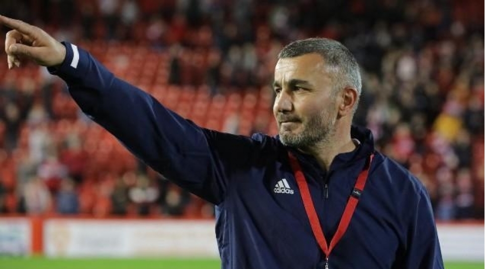 qurban-qurbanov-oyundan-sonra-futbolchularimin-her-birini-bagrima-basdim