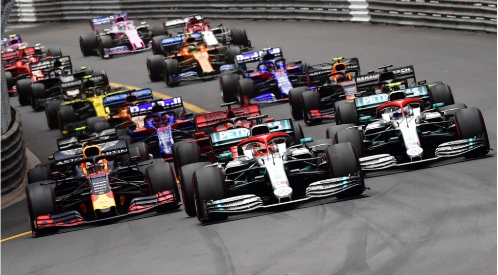 formula-1-tarixinde-ilk-foto