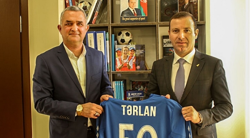 affa-rehberliyi-terlan-ehmedovu-tebrik-edib