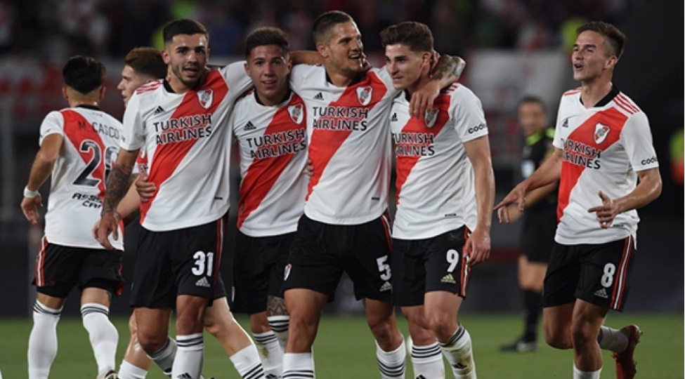 river-pleyt-klubu-36-ci-defe-argentina-chempionu-olub