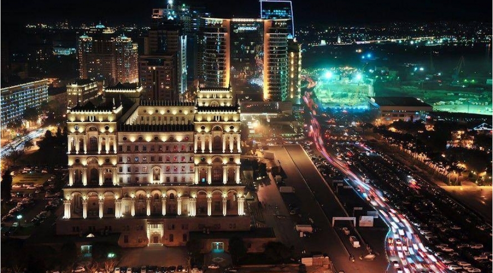 azerbaycanda-etnik-prinsipe-gore-olkeye-girish-qadagasi-yoxdur