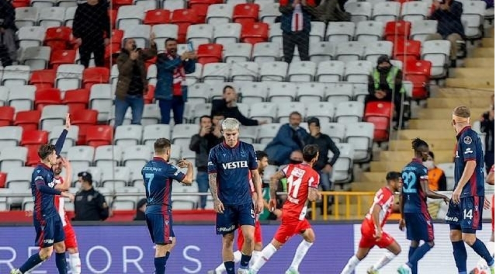 bashaksheherden-qelebe-trabzonspor-uduzdu