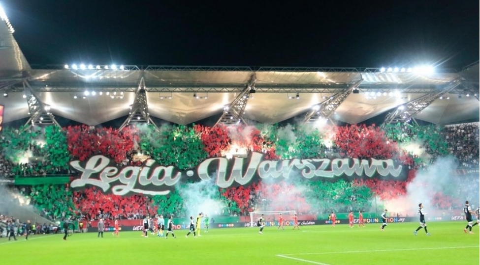 legiya-azarkeshlerin-futbolchulara-hucum-etdiyini-tesdiqleyib