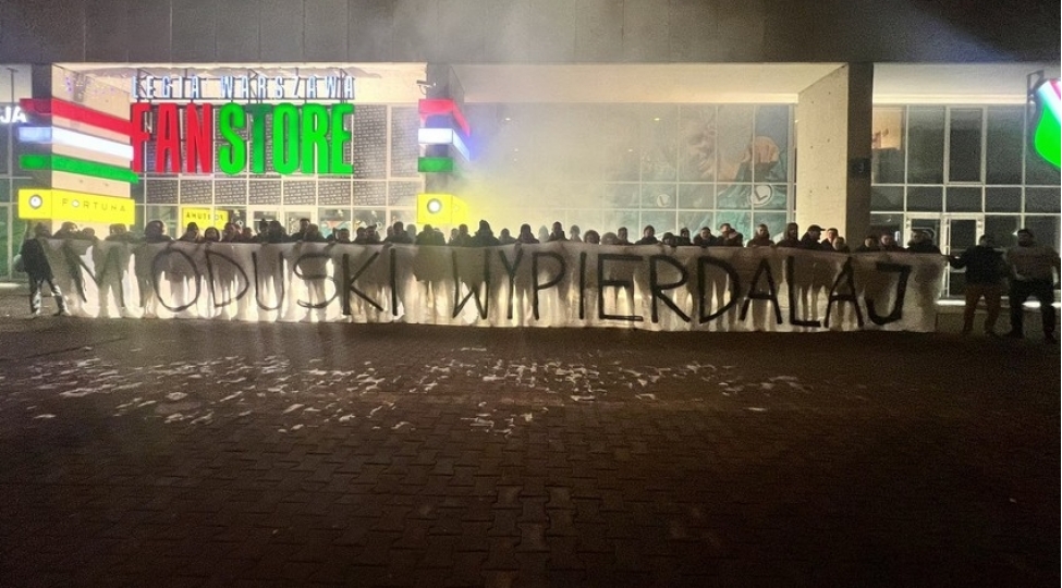 azarkeshler-legiyanin-prezidentini-tehqir-edib
