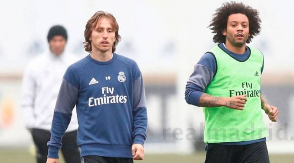 real-madridin-iki-futbolchusu-koronavirusa-yoluxub