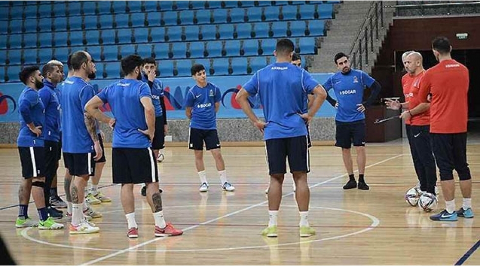 azerbaycan-milli-komandasi-bakida-yoxlama-gorushu-kechirib