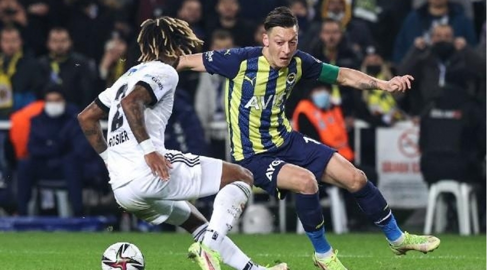 istanbul-derbisinde-qalib-olmadi