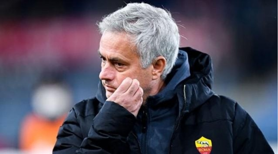 mourinyo-stadionlara-buraxilmayacaq