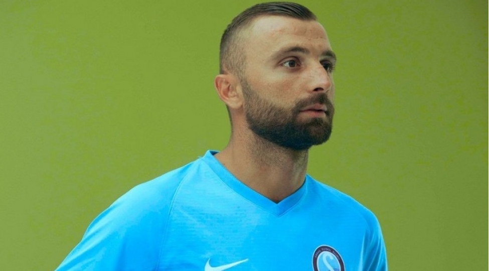 albaniyali-futbolchu-baki-klubundan-ayrilmaq-isteyir