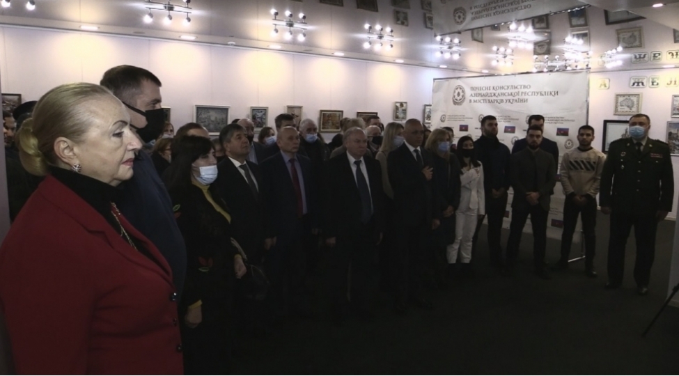 xarkovda-20-yanvar-faciesinin-32-ci-ildonumu-ile-elaqedar-fotosergi-achilib-foto