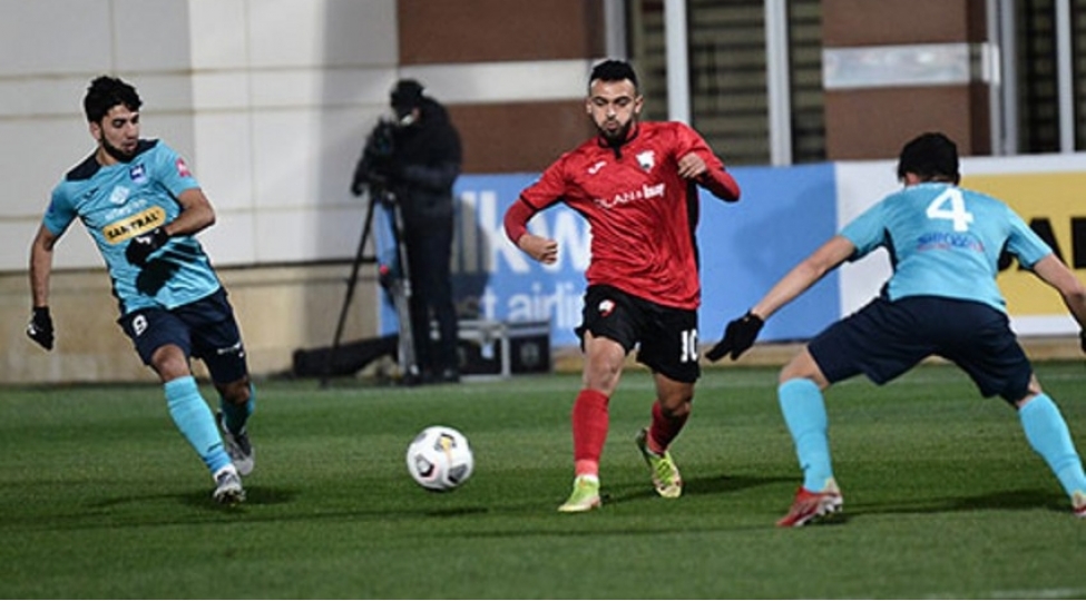 iordaniyali-futbolchu-qebelenin-dushergesini-terk-edib