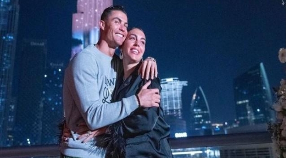 ronaldo-corcina-ile-evleneceyini-achiqladi