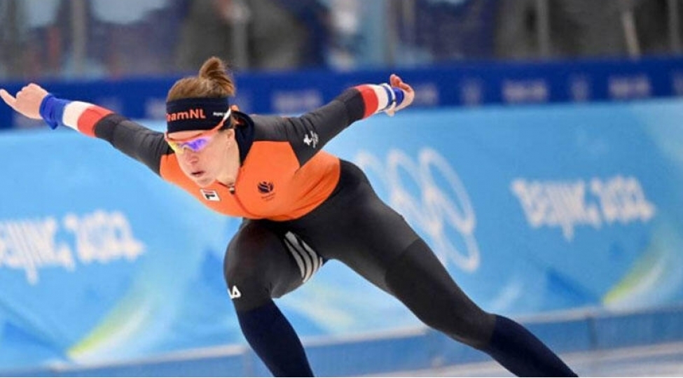 efsanevi-qadin-altiqat-olimpiya-chempionu-oldu