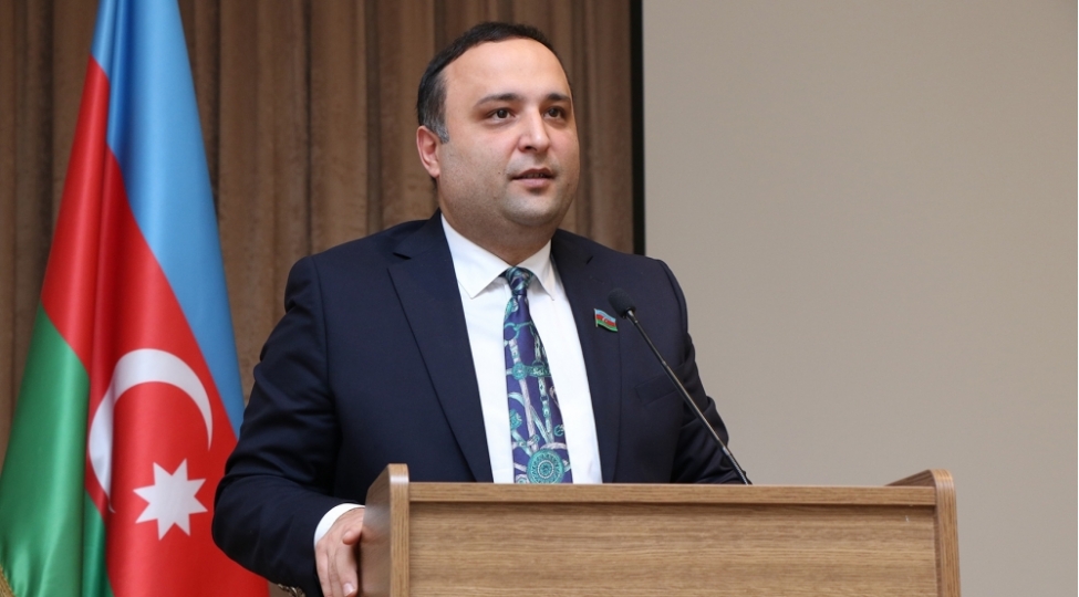 muasir-azerbaycanin-varligi-ulu-onderin-adi-ile-baglidir