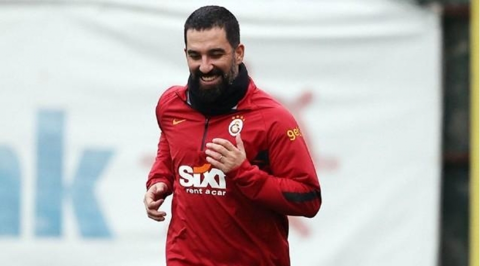 arda-turan-karyerasini-bitirir