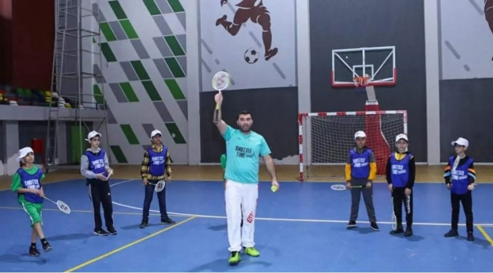 lenkeranda-badminton-meshqlerine-start-verilib