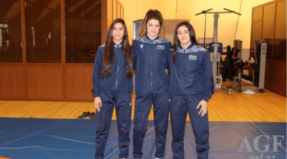 azerbaycanin-iki-qadin-guleshchisi-yarimfinala-yukselib