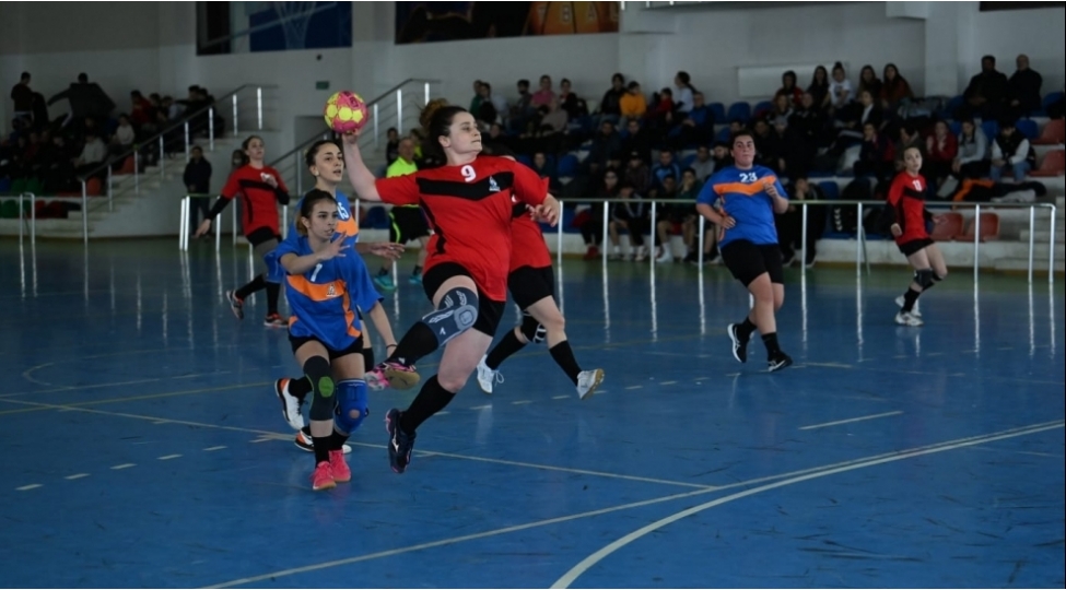 hendbol-uzre-azerbaycan-chempionatina-start-verilib