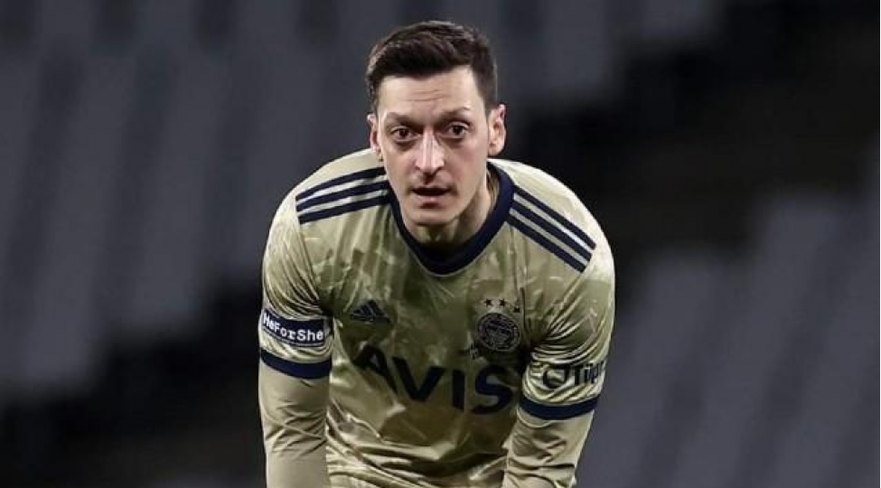 monreal-ozilin-her-kesle-problemleri-var-idi