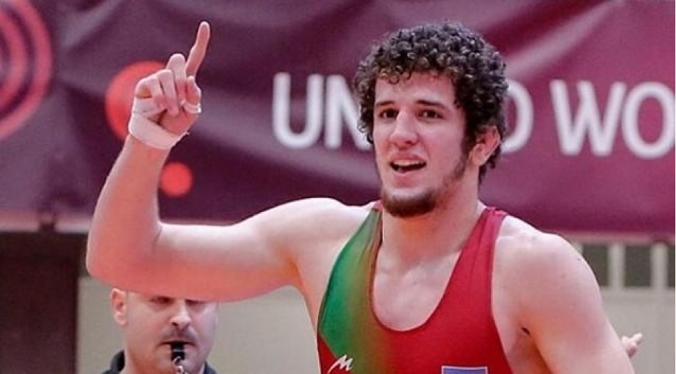 guleshchimiz-chempionluq-gorushune-chixir