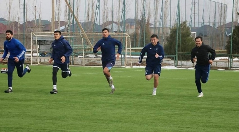 qazaxistanin-turan-klubunda-bash-meshqchi-deyishikliyi-olub